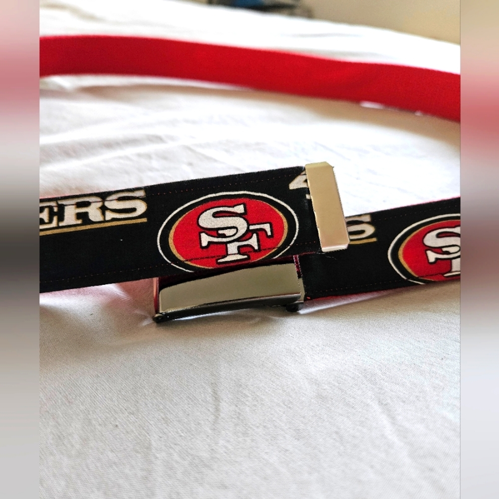 SF 49ers Logo Belt